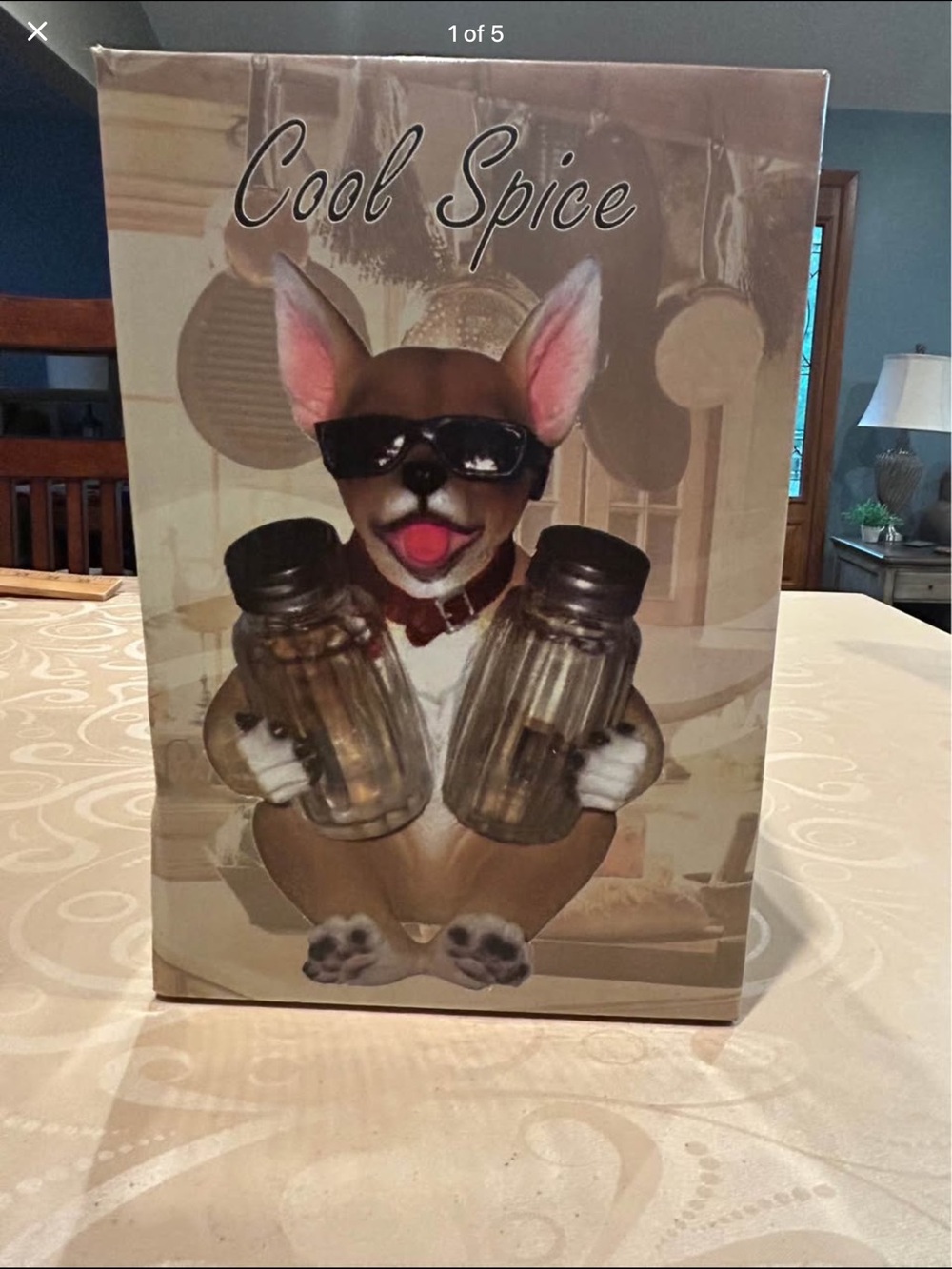 New - Chihuahua Dog Salt and Pepper Shaker Set